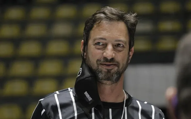 Duilio Monteiro é o novo presidente do Corinthians
