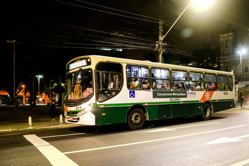 Maceió, 03 de fevereiro de 2020  
Ministério Público Estadual (MPE), a Superintendência Municipal de Transportes e Trânsito (SMTT)  apreendeu 49 ônibus da Veleiro e o da concessionária da Cidade de Maceió. Alagoas - Brasil.
Foto: ©Ailton Cruz