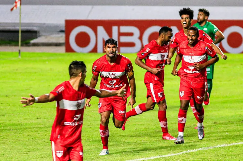 Maceió, 11 de janeiro de 2021 
Lance do jogo entre CRB X Guarani. Partida válida pela 34ª rodada do Campeonato Brasileiro da Série B de 2020, realizada no Estádio Rei Pelé. Alagoas - Brasil.
Foto: Ailton Cruz