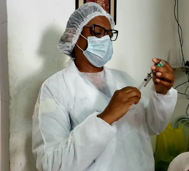 Imagem ilustrativa da imagem 1,8 MILHÃO DE BRASILEIROS ESTÃO COM SEGUNDA DOSE DE VACINA ATRASADA