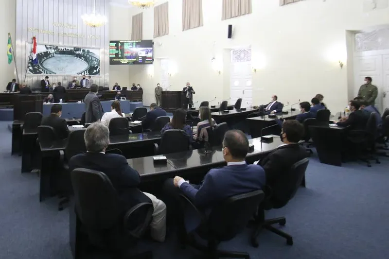 Na Assembleia Legislativa, deputados já analisam projetos com foco na pandemia em AL
