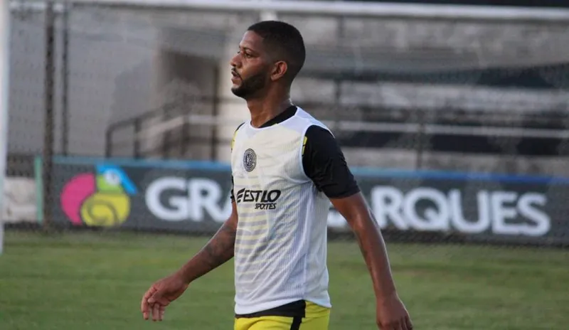 Jogador é mais uma opção ofensiva para o técnico Ademir Fonseca