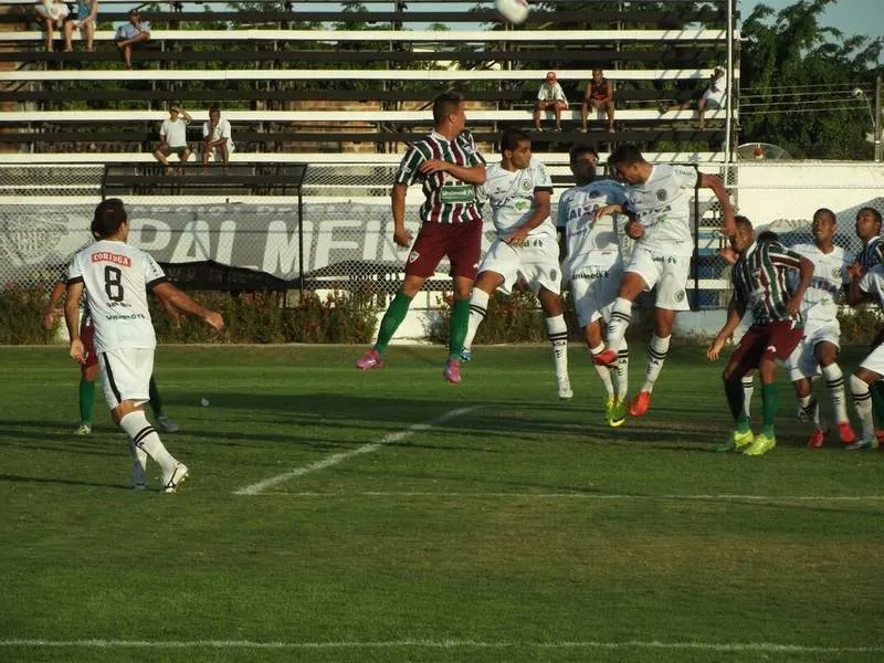 Alvinegros e tricolores se enfrentam pela segunda vez nesta temporada