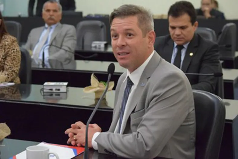 Na opinião do deputado Cabo Bebeto, a nova lei deve causar uma série de transtornos e será difícil evitar excessos