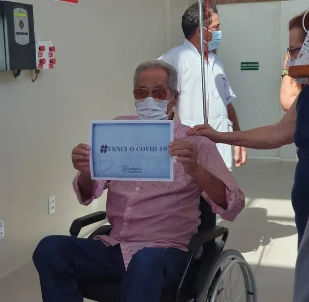 Ari recebeu alta no dia 15 de fevereiro