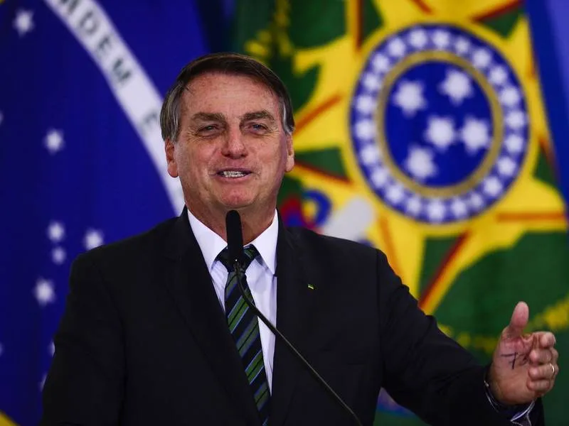 Bolsonaro voltou a destacar o caráter temporário do benefício pago durante a pandemia