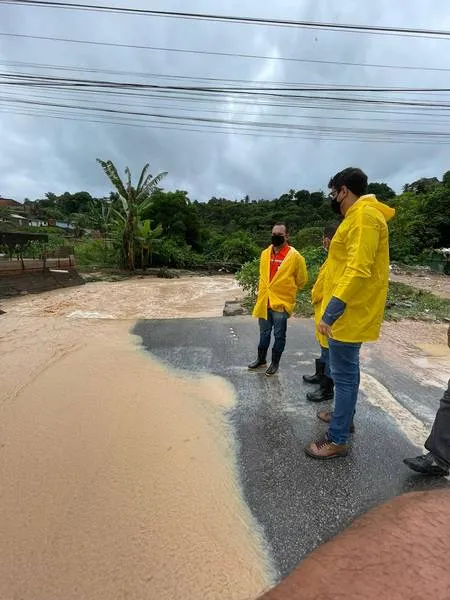 Imagem ilustrativa da imagem CHUVAS FORTES DEVEM VOLTAR A ATINGIR ALAGOAS AMANHÃ