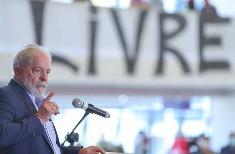 Anulação das condenações do ex-presidente Lula e a confirmação de sua elegibilidade para 2022 aceleram as negociações