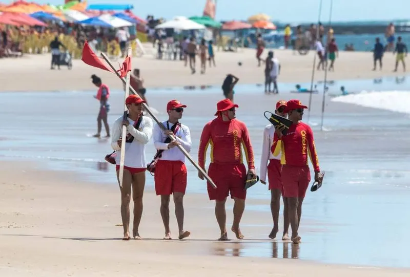 Imagem ilustrativa da imagem CORPO DE BOMBEIROS ATENDE MAIS DE 5 MIL OCORRÊNCIAS NO CARNAVAL