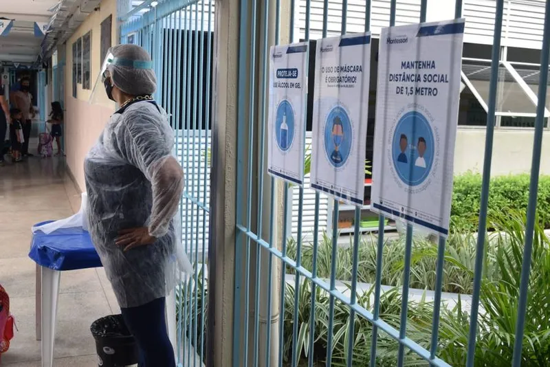 Imagem ilustrativa da imagem COVID: 4 ESCOLAS PARTICULARES JÁ SUSPENDERAM AULAS PRESENCIAIS