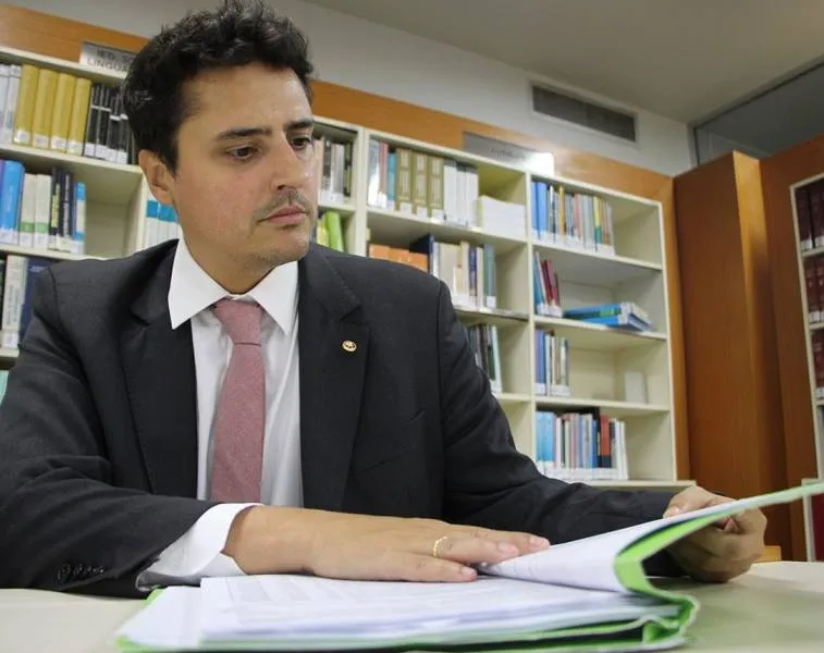 Promotor Paulo Henrique Prado diz que servidores podem até perder o cargo público