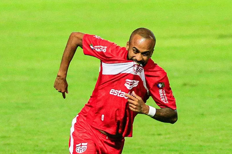 Wesley realizou uma grande temporada e conquistou a torcida, que ficou apreensiva com uma possível saída