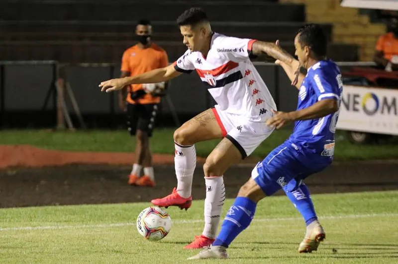 Com o grande triunfo, time marujo também selou o rebaixamento do time paulista