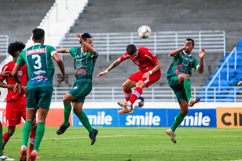 CRB e Coruripe em jogo do Alagoano de 2020; neste sábado os voltam a se enfrentar pela rodada inicial