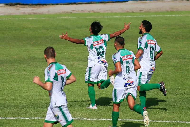 Com melhor campanha na Copa AL, Coruripe aparece como forte candidato ao título deste ano