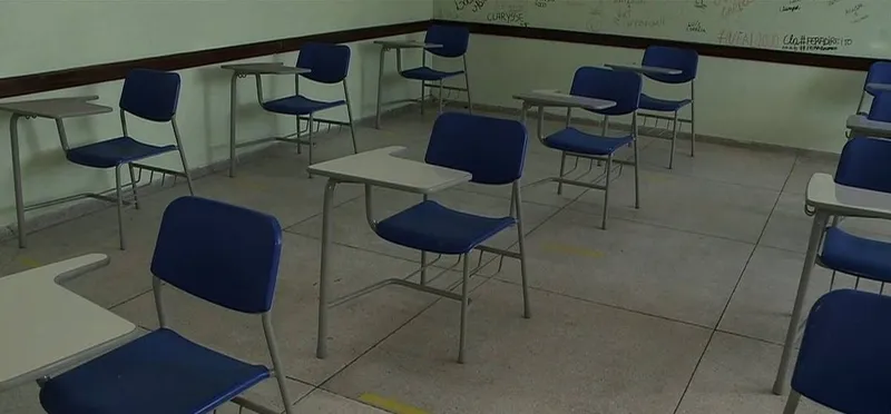 Imagem ilustrativa da imagem ESCOLAS PARTICULARES SUSPENDEM AULAS APÓS CASOS SUSPEITOS