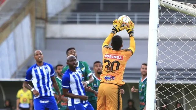 Em 2020, o Azulão superou o Hulk com facilidade e aplicou uma goleada de 4 a 0