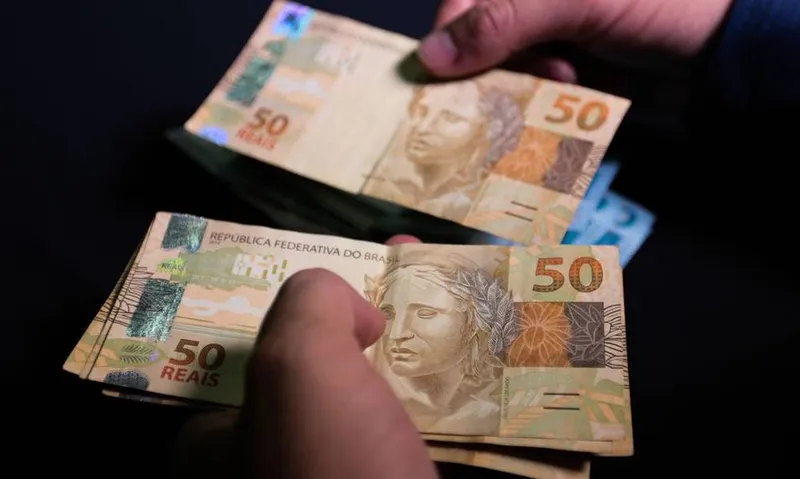 Contas federais ficariam negativas até pelo menos 2024, aponta projeto da LDO

