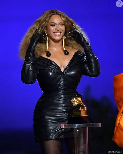 Imagem ilustrativa da imagem GRAMMY PANDÊMICO