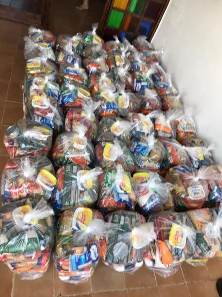 Em Atalaia, 53 cestas básicas foram distribuídas em duas congregações batistas