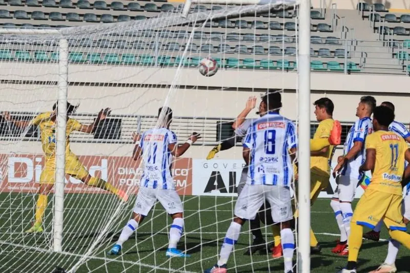 Após primeira vitória no Alagoano, Azulão do Sertão segue se reforçando para a sequência da competição