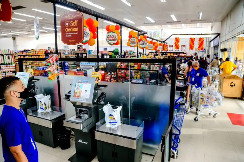  Em contrapartida, a Associação dos Supermercados de Alagoas (ASA) diz que, apesar das dificuldades, o setor está otimista e novos estabelecimentos estão abrindo às portas