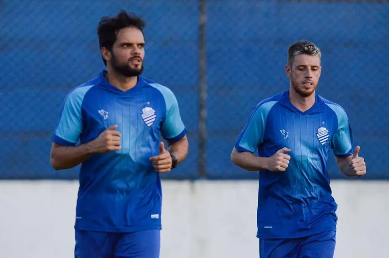 Sem tempo para descansar, atletas azulinos seguem preparação visando aos cearenses
