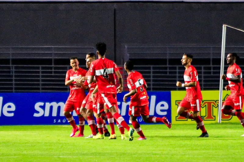Maceió, 27 de fevereiro de 2021
Lance do jogo entre CRB e ASA. Partida válida pela 2ª rodada da Campeonato Alagoano, Série A 2021, realizada no Estádio Rei Pelé em Maceió. Alagoas – Brasil.
Foto: Ailton Cruz