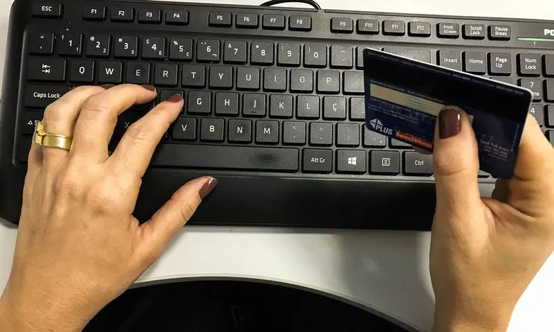 Pagamentos digitais auxiliam consumidores e lojistas a viabilizarem transações