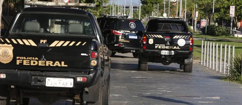 Imagem ilustrativa da imagem PF PRENDE QUATRO JUÍZES DO TRT/RJ SUSPEITOS DE CORRUPÇÃO