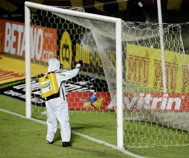 Apesar da restrição, clubes podem seguir treinando normalmente durante o período