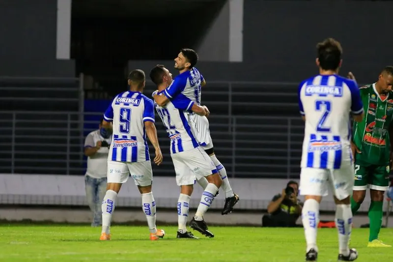 No último jogo pelo Estadual, CSA goleou o Coruripe, no Rei Pelé, pela 6ª rodada: 5 a 0