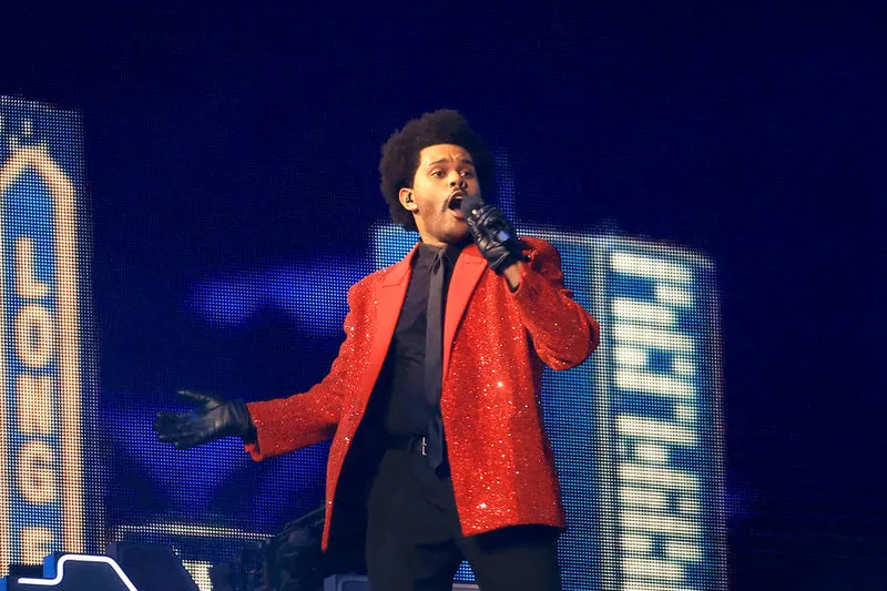 Atualmente, The Weeknd é o artista mais ouvido no mundo em diversas plataformas de música