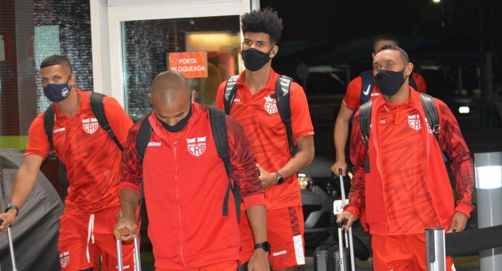 Time chegou a se preparar na cidade onde aconteceria o confronto, mas teve que retornar para a capital alagoana
