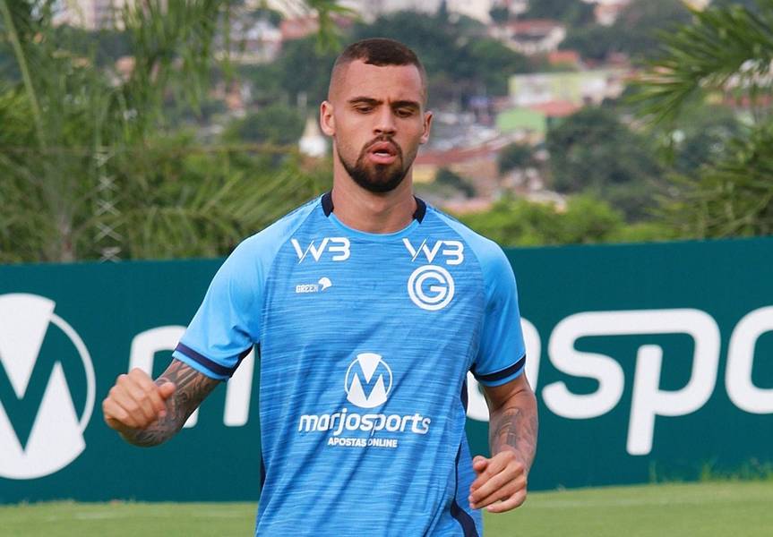 Zagueiro Lucão, ex-Goiás, é mais um reforço do CSA para a temporada 2021