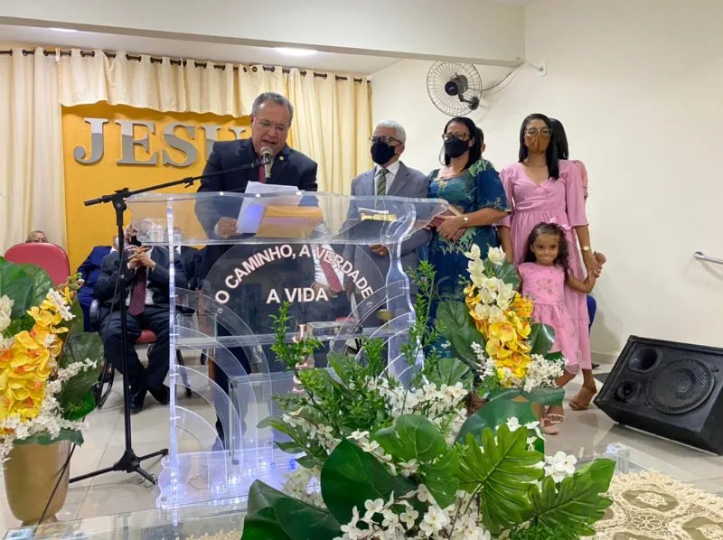 Momento da posse do pastor Josivaldo Gomes como novo dirigente da Assembleia de Deus em Pão de Açúcar