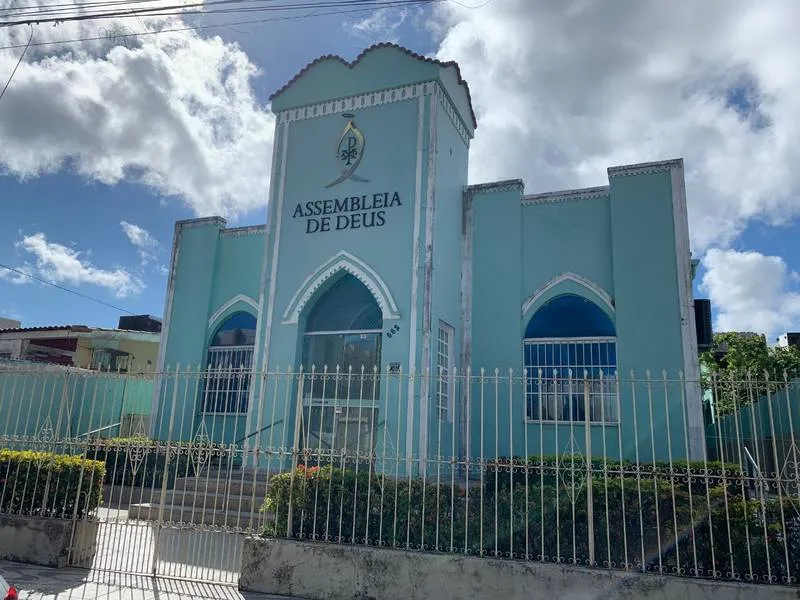 Assembleia de Deus no Pinheiro celebrou seu último culto após 73 anos de fundação; igreja terá de deixar o local