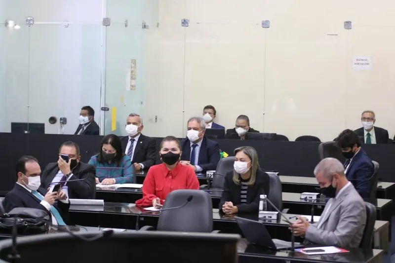 Deputados devem aprovar na próxima semana requerimento que convoca superintendente