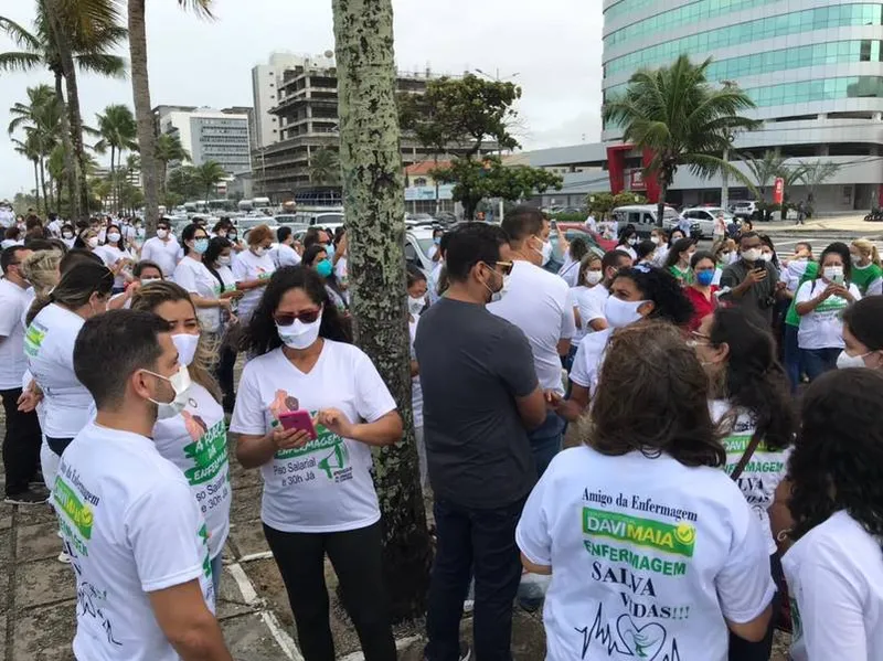 Profissionais de enfermagem realizam ato em Maceió em prol da regulamentação do piso salarial da categoria