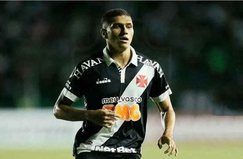 Alexandre Melo, ex-Vasco, é o novo reforço do CRB para esta temporada