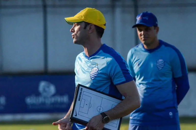 Após a conquista do Alagoano, Bruno Pivetti terá o desafio de levar o time azulino ao acesso