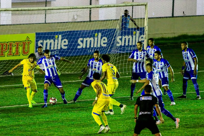 Maceió, 20 de abril de 2021
Lance do jogo entre Desportivo Aliança e CSA. Partida válida pela 7ª rodada da Campeonato Alagoano, Série A 2021, realizada no Estádio Rei Pelé em Maceió. Alagoas – Brasil.
Foto: Ailton Cruz
