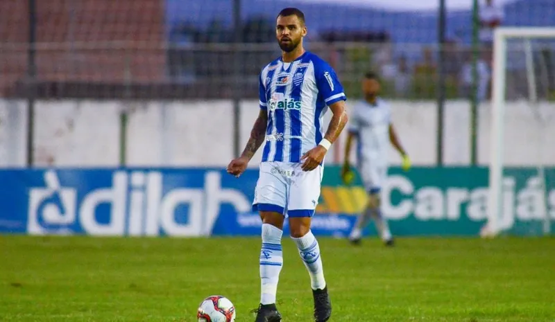 Zagueiro Lucão ressaltou o sistema defensivo do CSA: “Uma defesa sólida faz um time vencedor”