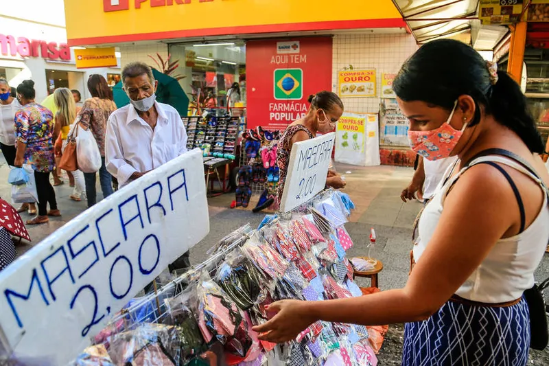Maceió, 29 de abril de 2021
Lei que obriga uso de máscaras e pune os infratores em em Maceió. Alagoas - Brasil.
Foto:@Ailton Cruz