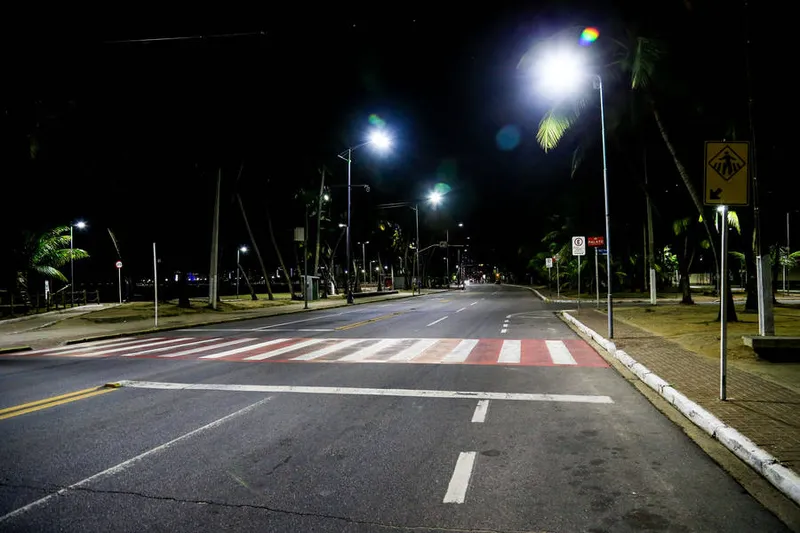 Maceió, 19 de março de 2021 
Primeiro dia do toque de recolher registra baixo movimento nas ruas de Maceió. Alagoas - Brasil.
Foto:@Ailton Cruz