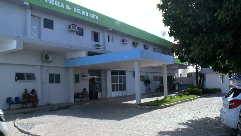 Imagem ilustrativa da imagem INFECTOLOGISTA DENUNCIA FALTA DE REMÉDIOS PARA HIV NO HOSPITAL HELVIO AUTO