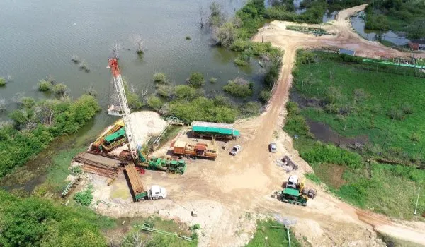 Imagem ilustrativa da imagem MPF INVESTIGA VAZAMENTO DE ÓLEO E SALMOURA NA LAGOA