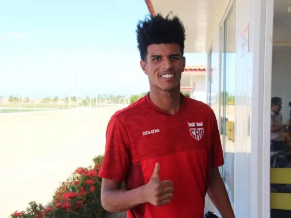 Ewerton Páscoa comemora período sem jogos para o CRB se preparar melhor para enfrentar o CSA