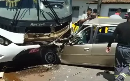 Imagem ilustrativa da imagem ACIDENTES DEIXAM DUAS PESSOAS MORTAS E CINCO FERIDAS