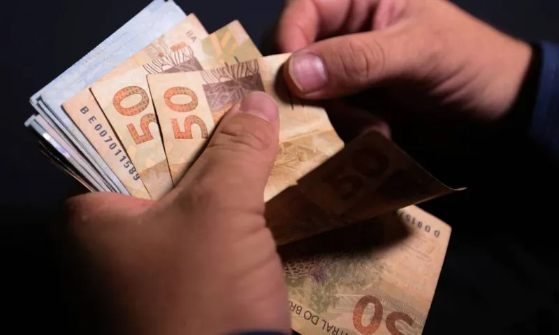 O Distrito Federal teve a maior renda (R$ 3.974). A pior foi registrada no Maranhão (R$ 1.270)